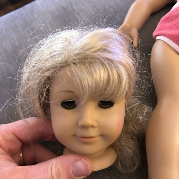 American Girl Doll head with pink marker on cheek - Picture 1 of 3